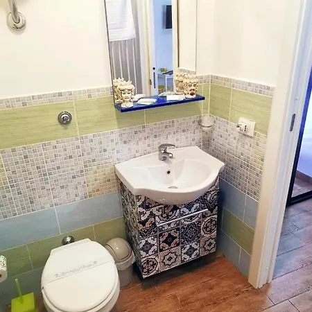 Πανσιόν A Due Passi Dal Centro Sweet Αγκριτζέντο