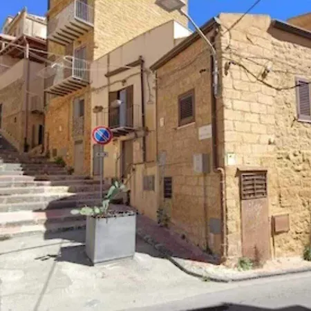 Maison d'hôtes A Due Passi Dal Centro Sweet