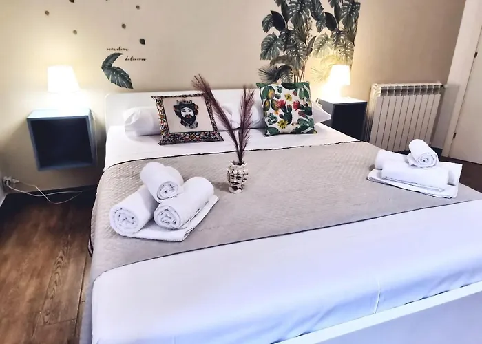 Guest house A Due Passi Dal Centro Sweet 3*